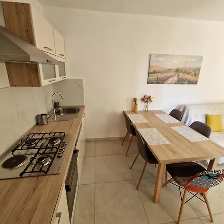 Caramella Apartman *